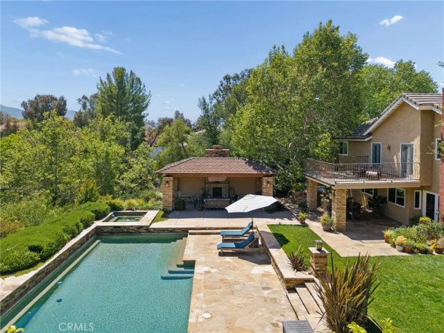 22043 Parvin, Saugus, CA 91350