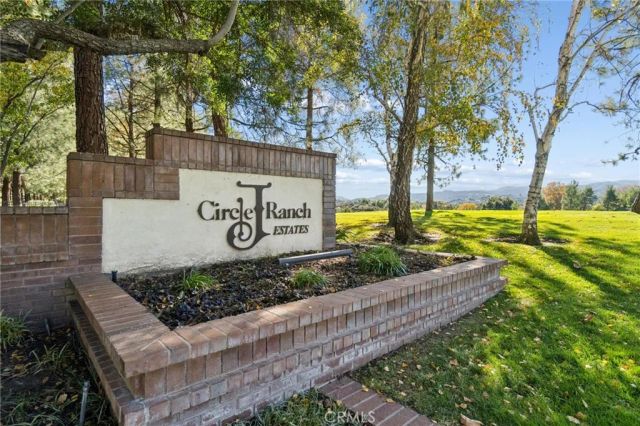22043 Parvin, Saugus, CA 91350