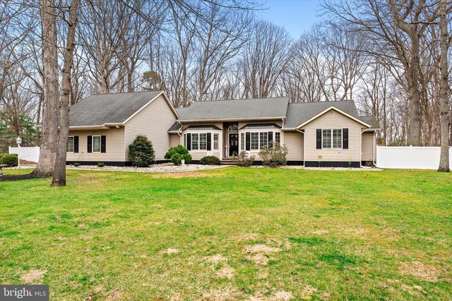 5 PIN OAK DR, New Egypt, NJ 08533