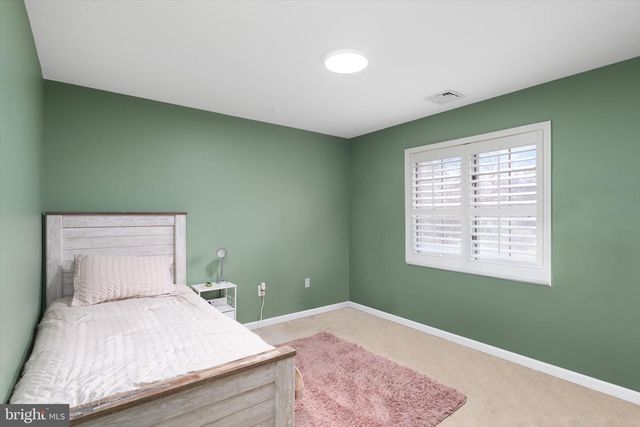 5 PIN OAK DR, New Egypt, NJ 08533