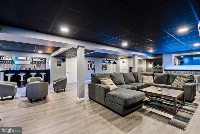 5 PIN OAK DR, New Egypt, NJ 08533