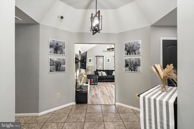 5 PIN OAK DR, New Egypt, NJ 08533