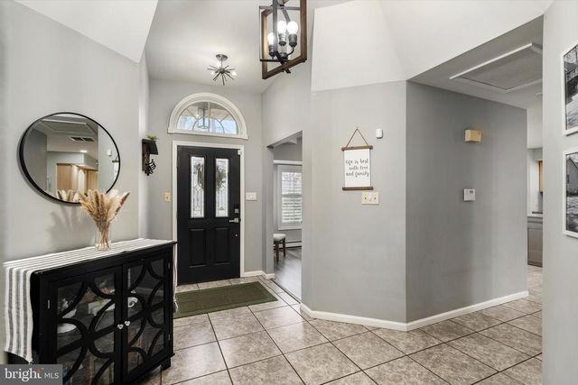 5 PIN OAK DR, New Egypt, NJ 08533