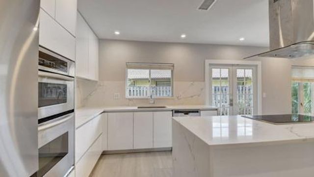 6813 Viento Way, Boca Raton, FL 33433
