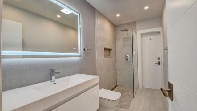 6813 Viento Way, Boca Raton, FL 33433