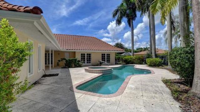 6813 Viento Way, Boca Raton, FL 33433