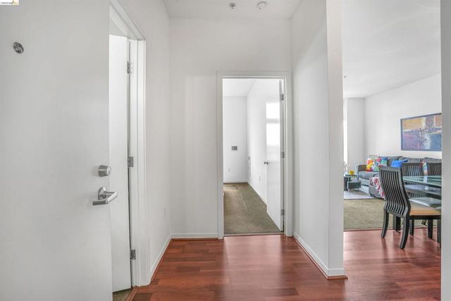 3801 San Pablo Ave 306, Emeryville, CA 94608