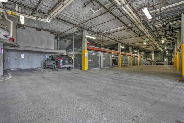 3801 San Pablo Ave 306, Emeryville, CA 94608