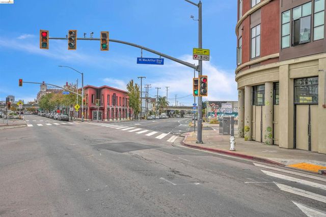 3801 San Pablo Ave 306, Emeryville, CA 94608