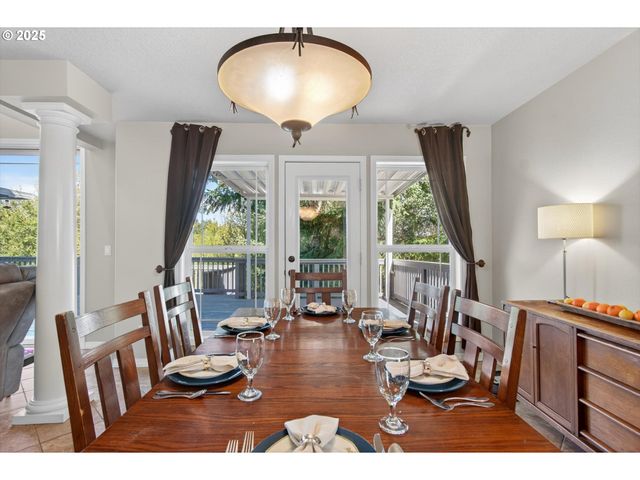 810 HOWARD Dr, Clatskanie, OR 97016