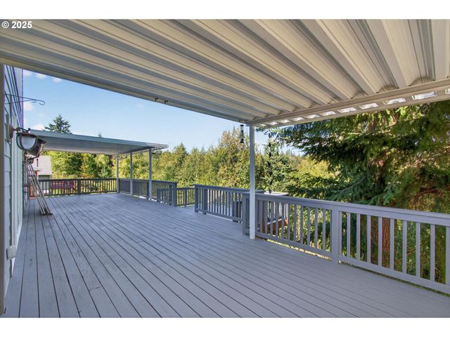 810 HOWARD Dr, Clatskanie, OR 97016