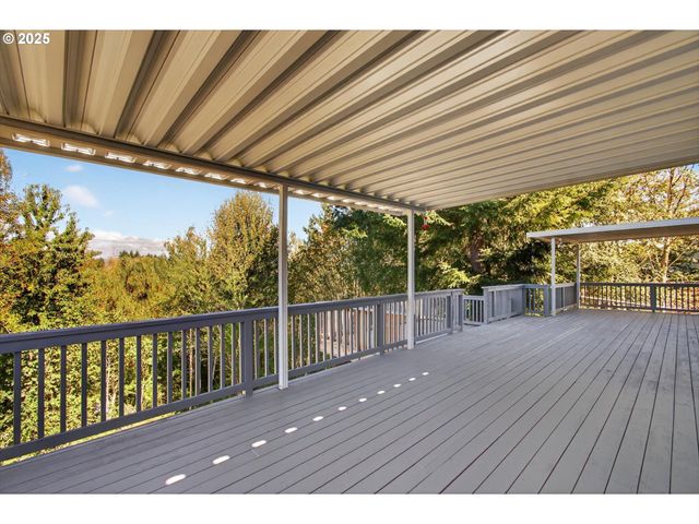 810 HOWARD Dr, Clatskanie, OR 97016