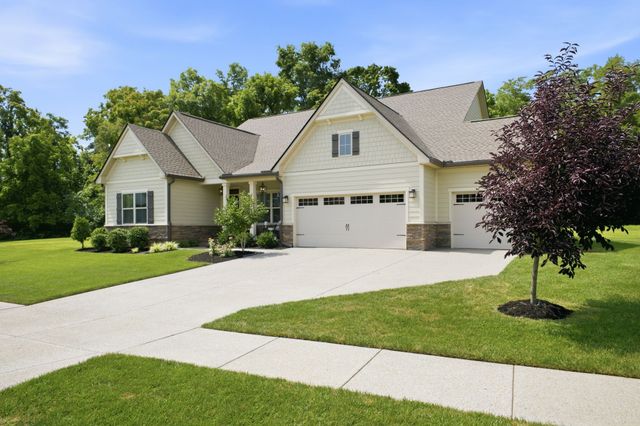 7035 Sky Meadow Dr, College Grove, TN 37046