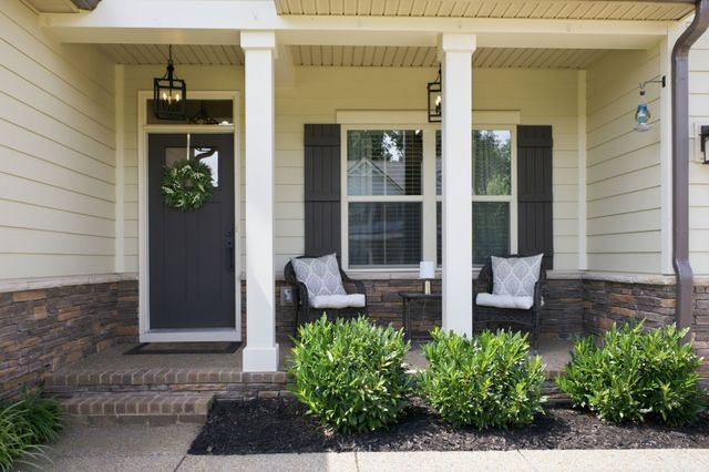 7035 Sky Meadow Dr, College Grove, TN 37046