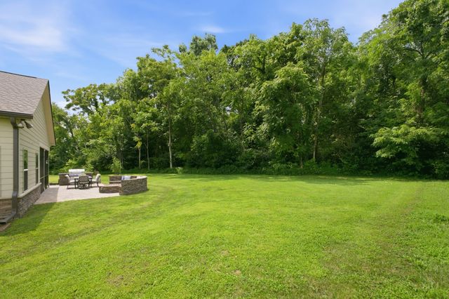 7035 Sky Meadow Dr, College Grove, TN 37046