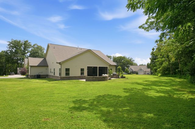 7035 Sky Meadow Dr, College Grove, TN 37046