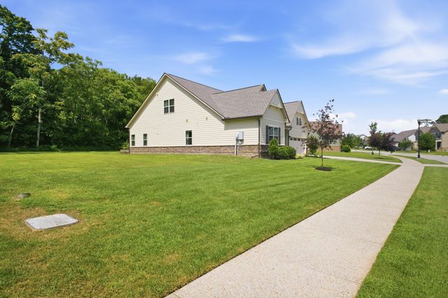 7035 Sky Meadow Dr, College Grove, TN 37046