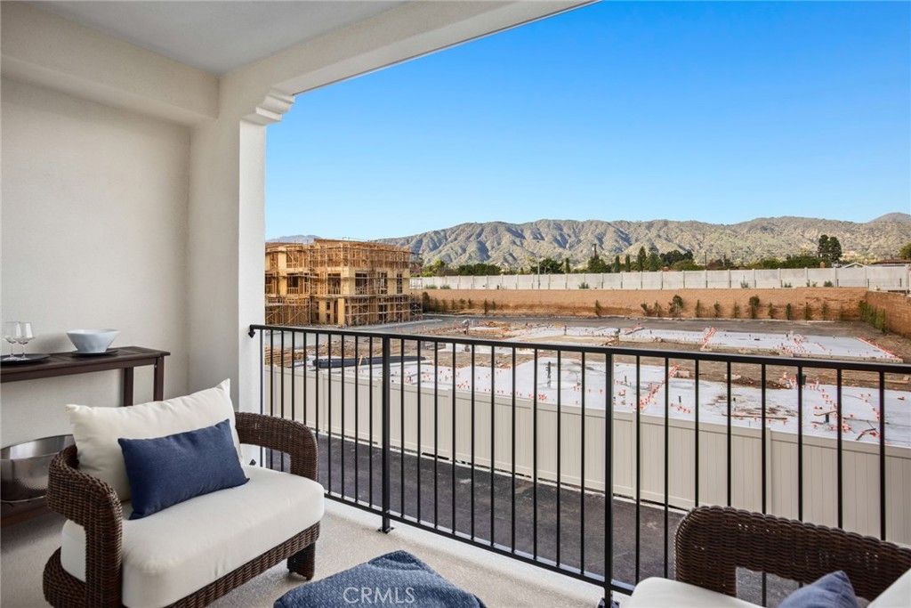 Image 9 of property listing at 537 Gregory Way, Glendora, CA 91740