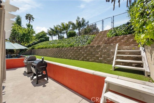 16541 Charleyville, Huntington Beach, CA 92649