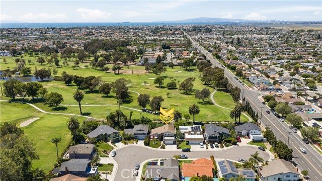 16541 Charleyville, Huntington Beach, CA 92649