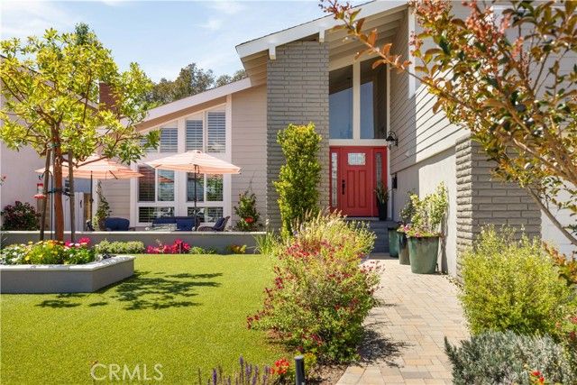 16541 Charleyville, Huntington Beach, CA 92649