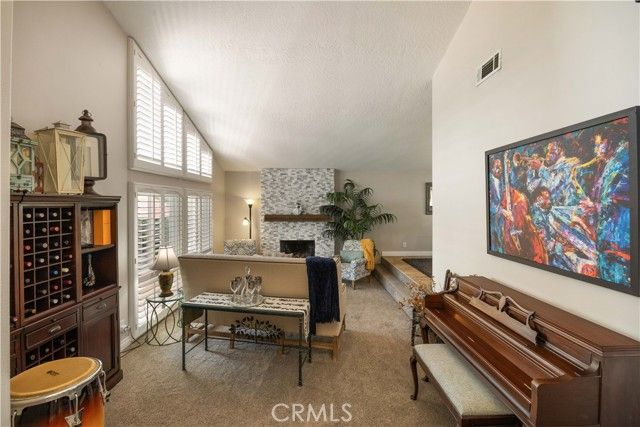 16541 Charleyville, Huntington Beach, CA 92649