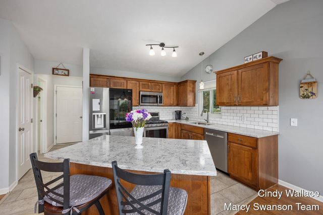 2106 Jaclyn Drive, Jamestown Twp, MI 49426