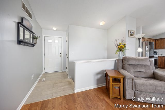 2106 Jaclyn Drive, Jamestown Twp, MI 49426