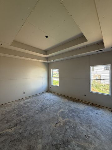 456 Ayden Ln, Clarksville, TN 37042