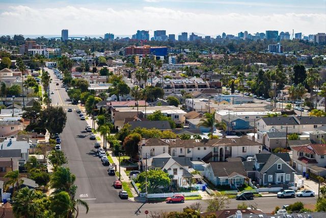 4496 Campus Ave, San Diego, CA 92116