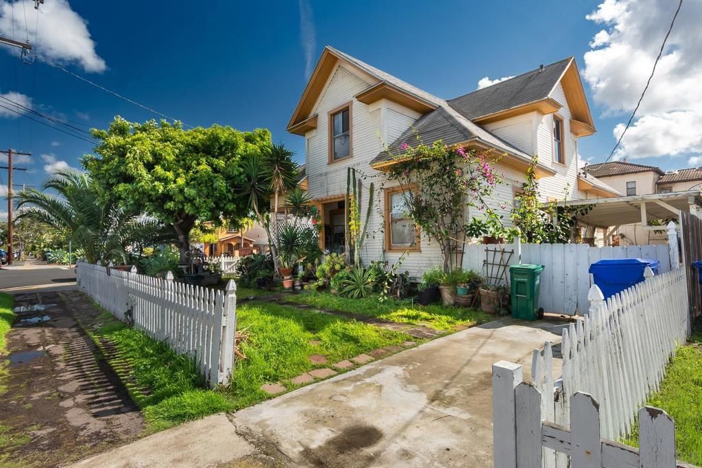 4496 Campus Ave, San Diego, CA 92116