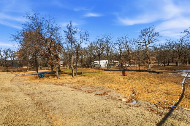 820 Cedar Elm Court, Weatherford, TX 76085