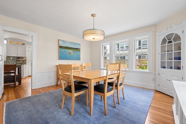 8 Charlotte Rd, Marblehead, MA 01945