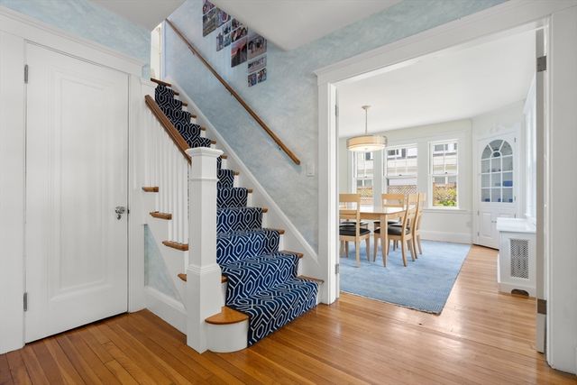 8 Charlotte Rd, Marblehead, MA 01945