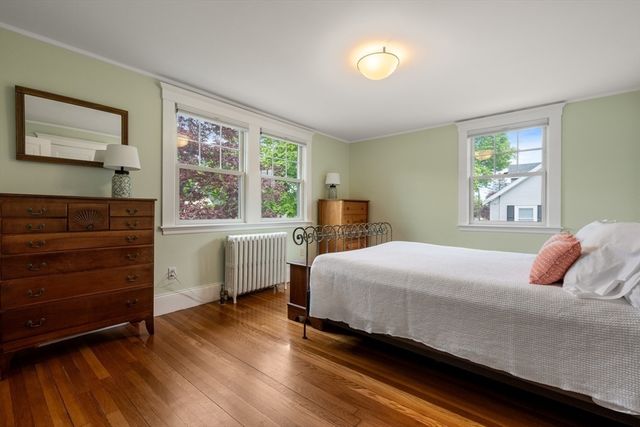 8 Charlotte Rd, Marblehead, MA 01945
