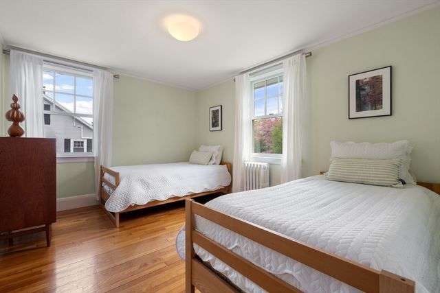 8 Charlotte Rd, Marblehead, MA 01945