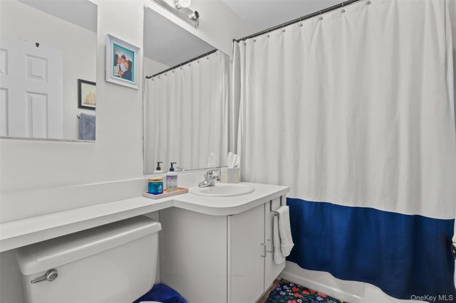 605 Kemeys Avenue 605, Briarcliff Manor, NY 10510