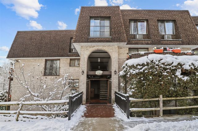 605 Kemeys Avenue 605, Briarcliff Manor, NY 10510