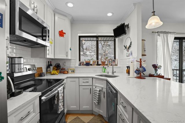 605 Kemeys Avenue 605, Briarcliff Manor, NY 10510