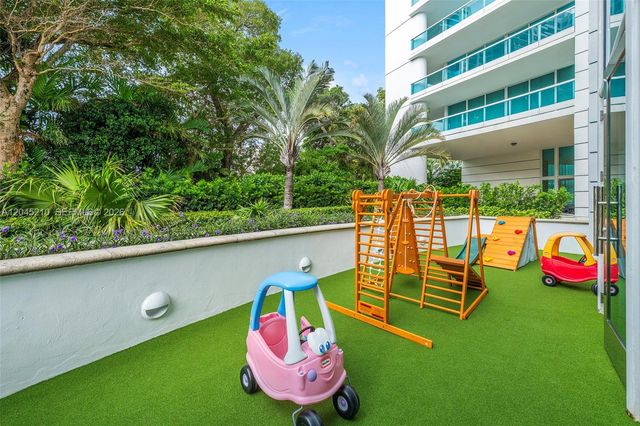 2127 Brickell Ave 1006, Miami, FL 33129
