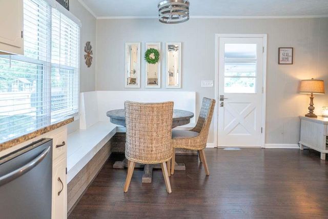 24 Skyview Circle, Cartersville, GA 30120