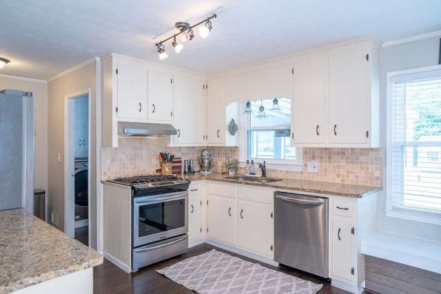 24 Skyview Circle, Cartersville, GA 30120