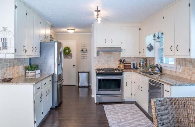 24 Skyview Circle, Cartersville, GA 30120