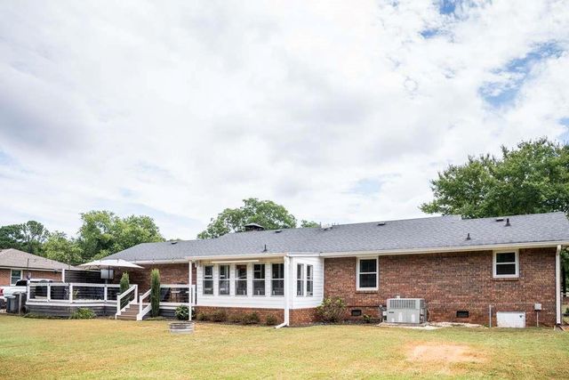 24 Skyview Circle, Cartersville, GA 30120