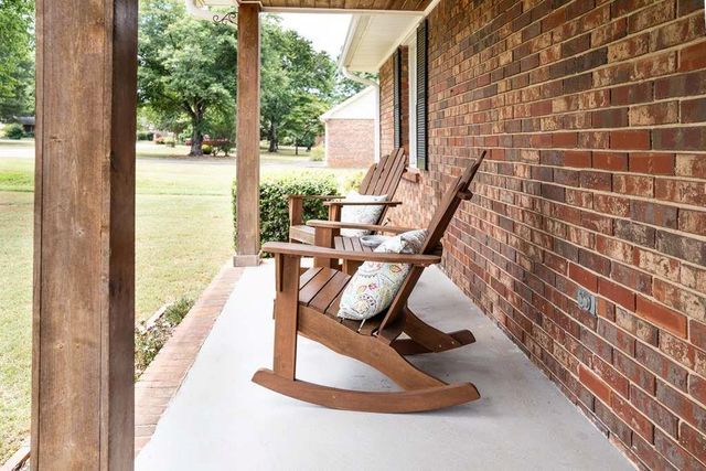 24 Skyview Circle, Cartersville, GA 30120