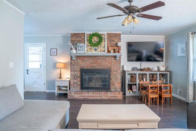 24 Skyview Circle, Cartersville, GA 30120