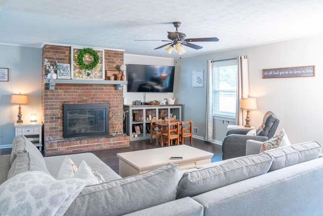 24 Skyview Circle, Cartersville, GA 30120
