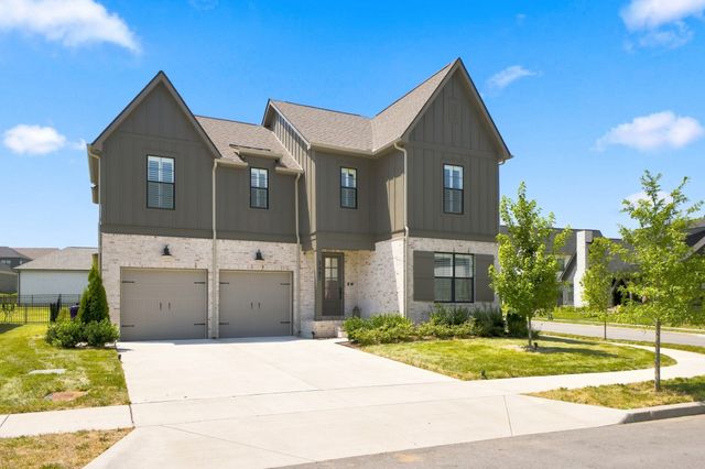 3487 Burgate Trl, Thompsons Station, TN 37179