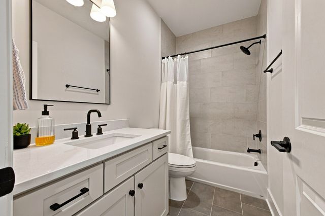 3487 Burgate Trl, Thompsons Station, TN 37179
