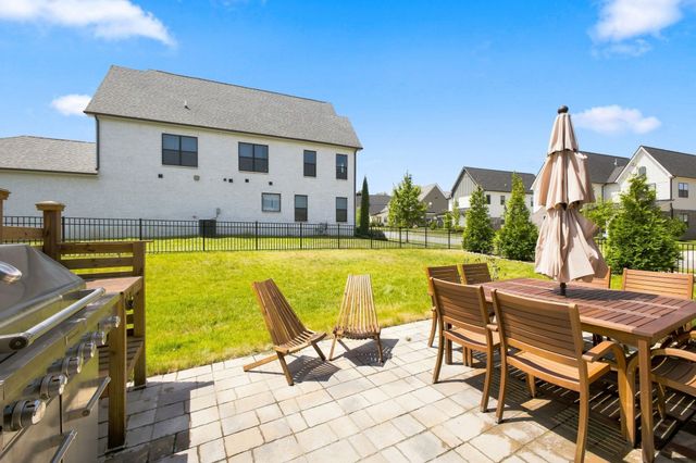 3487 Burgate Trl, Thompsons Station, TN 37179